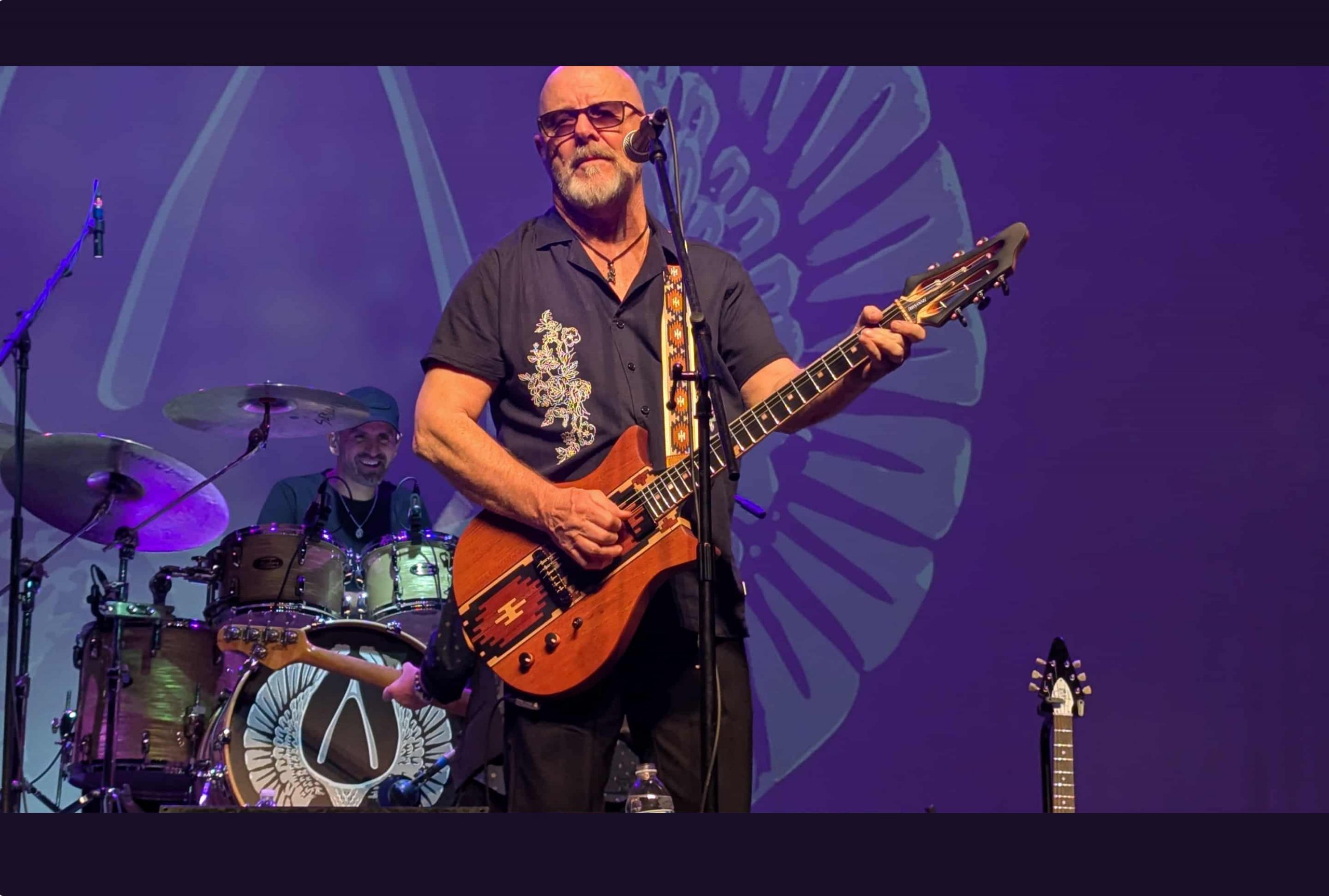 Andy Powell Plays the First Legacy, Model Two